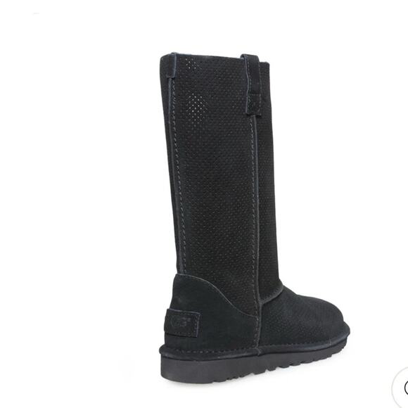 NEW UGG TALL BLACK LEATHER PERFORATED LEATHER BOOT SZ 5 Woman’s or 3.5 big girls - Picture 2 of 10